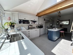 Photo 10- click for photo gallery